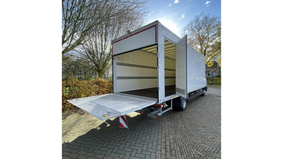 MAN TGL 12.220 4x2 BL CH met Junge gesloten laadbak en laadklep