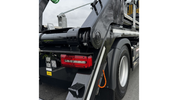 MAN TGS 18.330 4x2 BL CH (kenteken 2024) 2026 opgebouwd met VDL P14 portaal