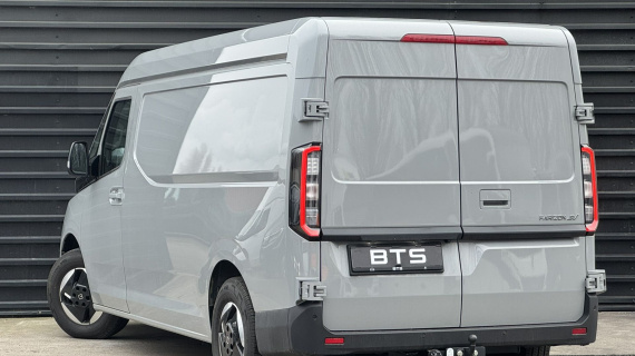 Farizon SV L2H2 83 kWh 270 Graden deuren Trekhaak 220v in laadruimte